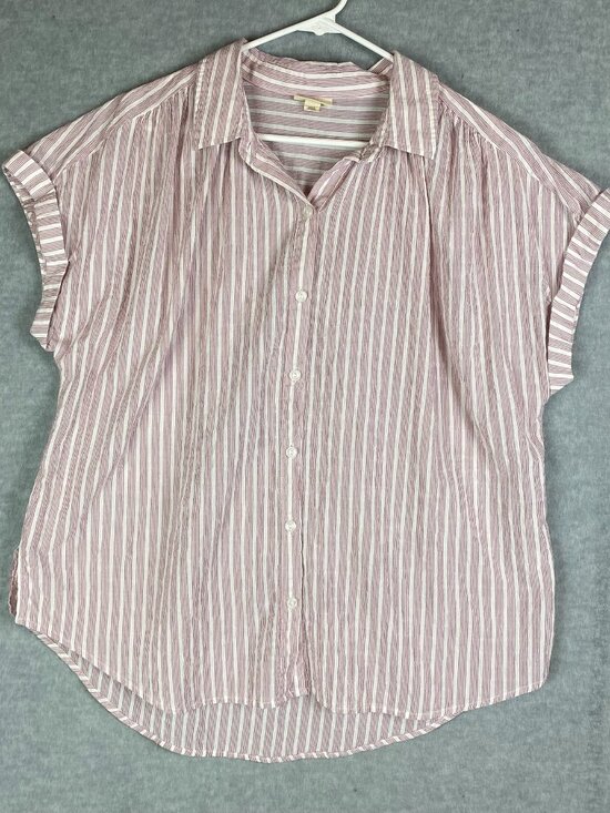a.n.a Tops - ANA Red & White Striped Button-Up Short Sleeve Shirt – Women Sixe XL